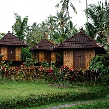 Puri Sunny Camp Villa Munduk  Exterior photo