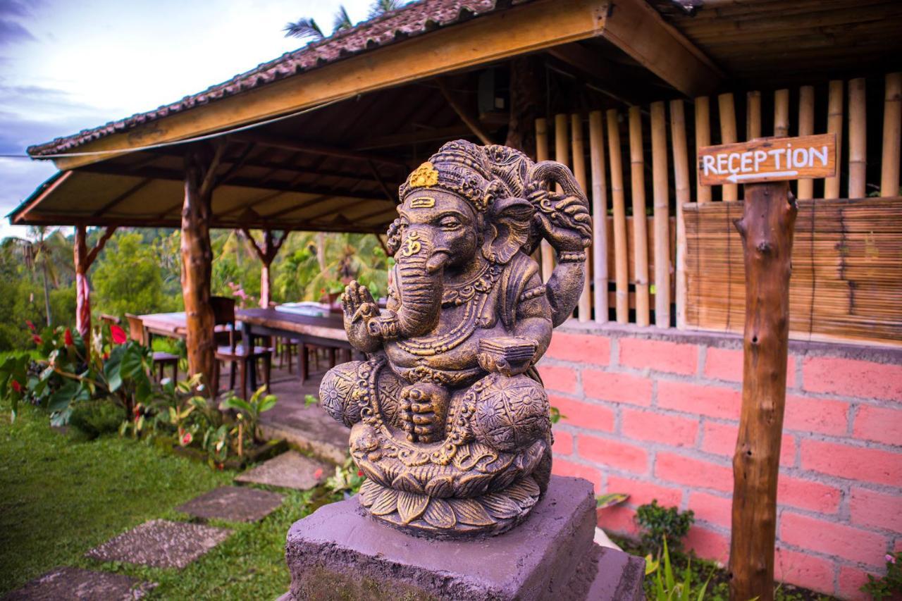 Puri Sunny Camp Villa Munduk  Exterior photo